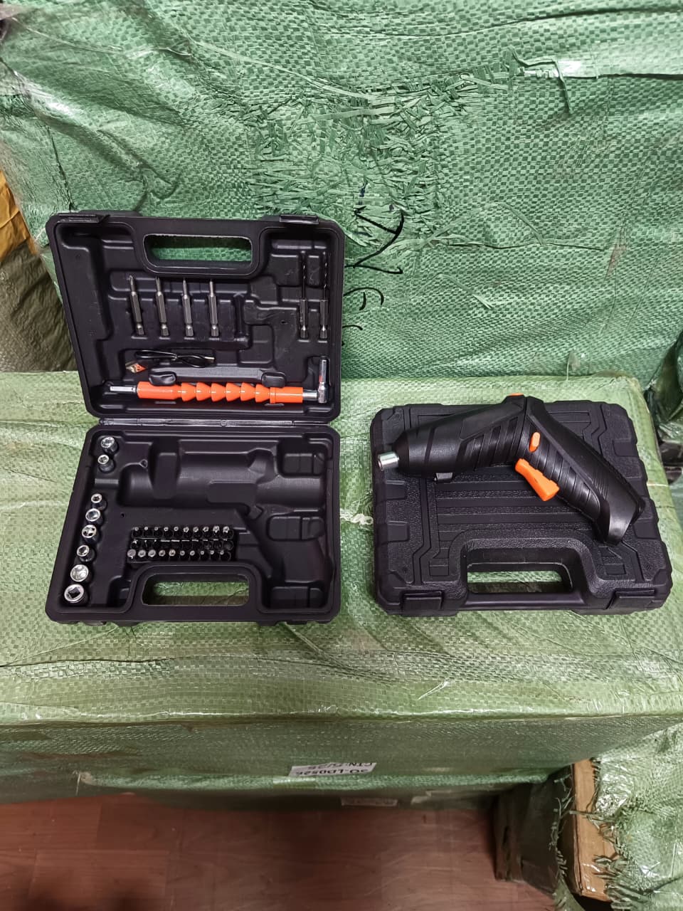Multi-Functional Cordless Electric Screwdriver – 47 in 1 Kit