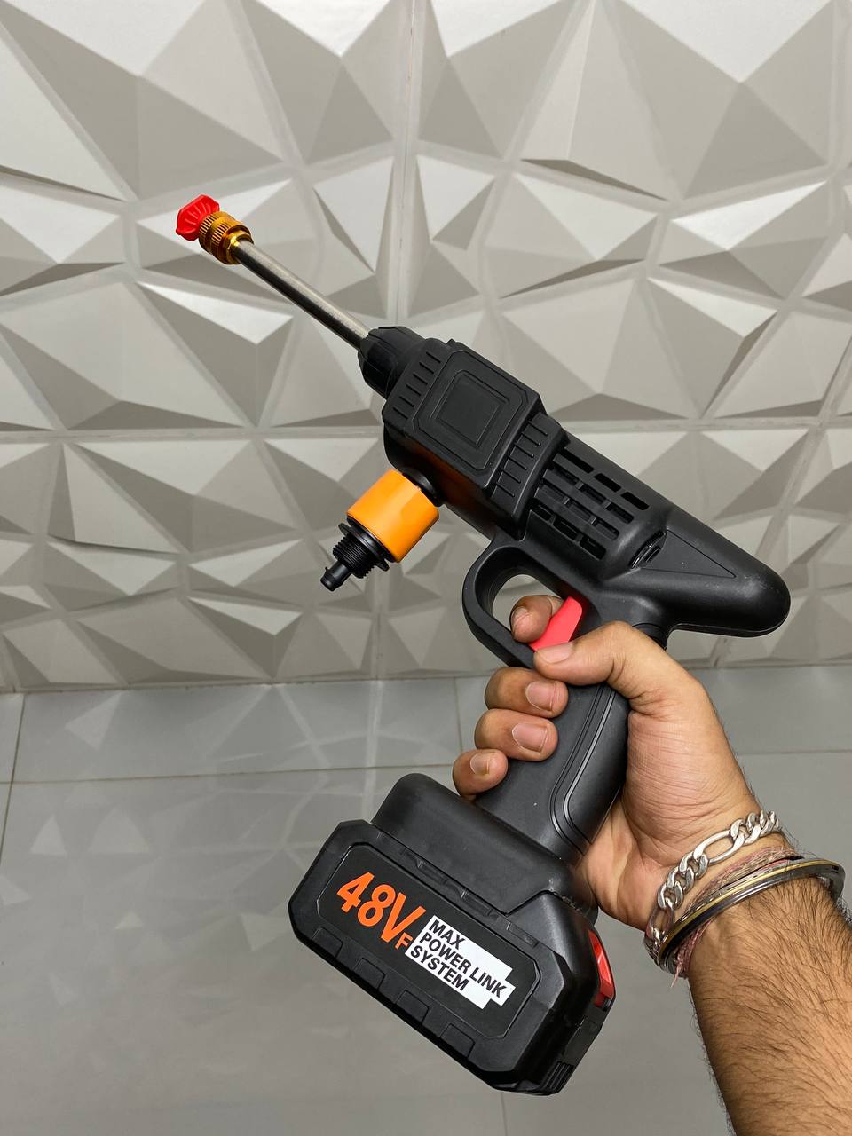 Multi-Functional Portable Wireless Pressure Washer Gun 48V