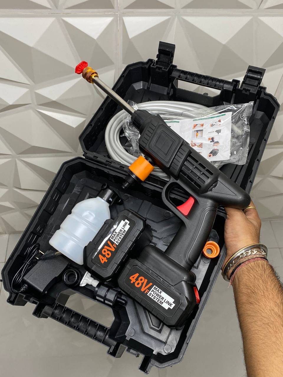 Multi-Functional Portable Wireless Pressure Washer Gun 48V