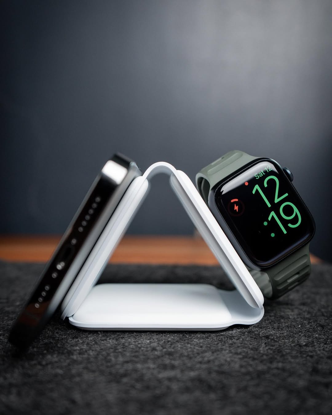 3 in 1 Magnetic Foldable Wireless Charger