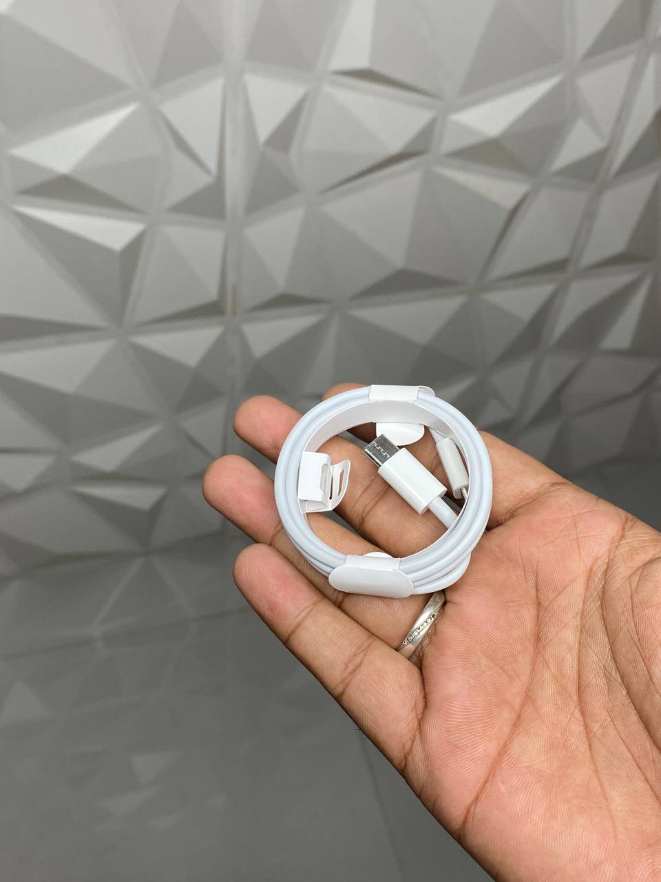 Apple 20Watt Fast Charger Adapter + Lightning Cable (Combo)