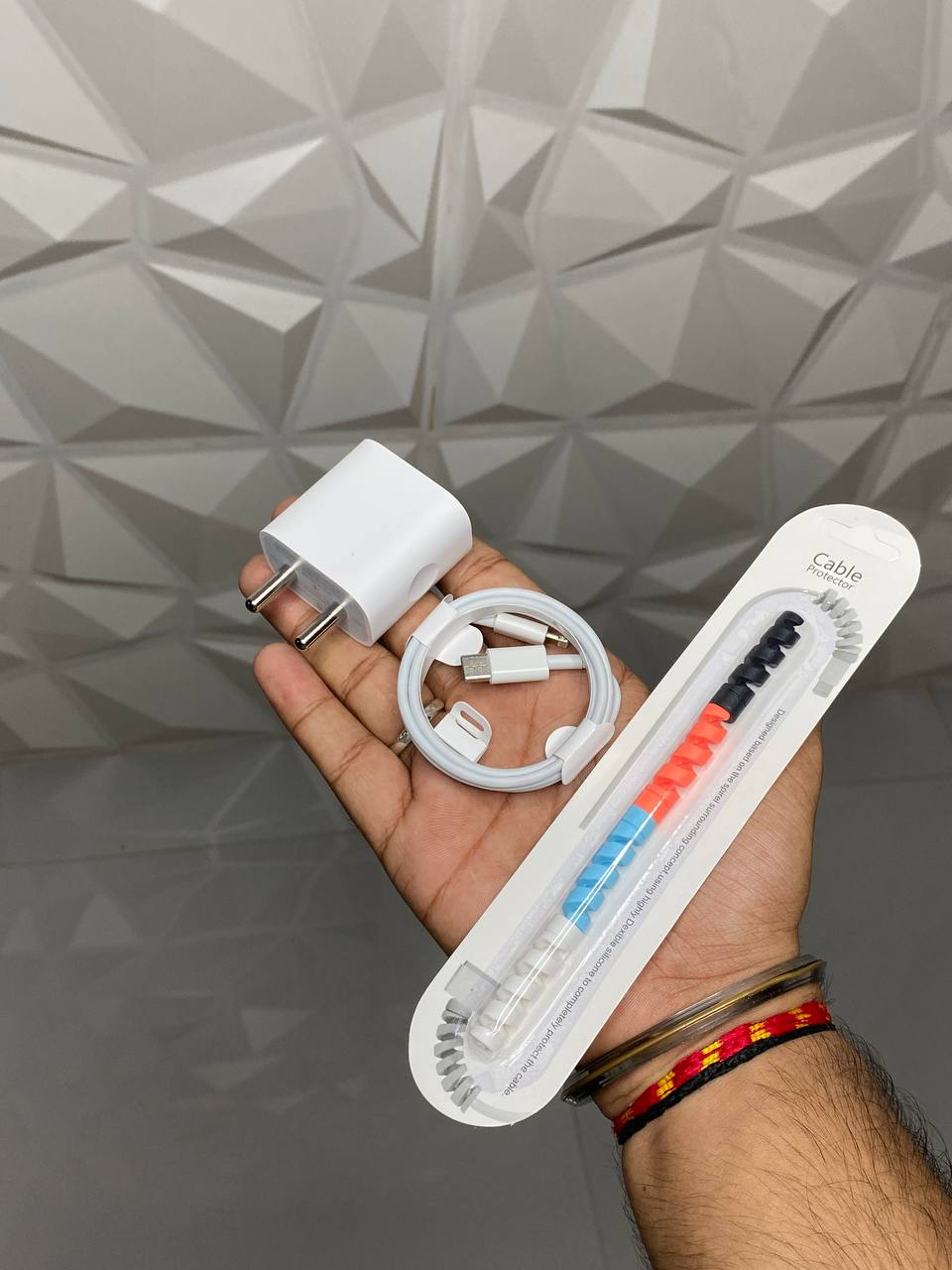 Apple 20Watt Fast Charger Adapter + Lightning Cable (Combo)