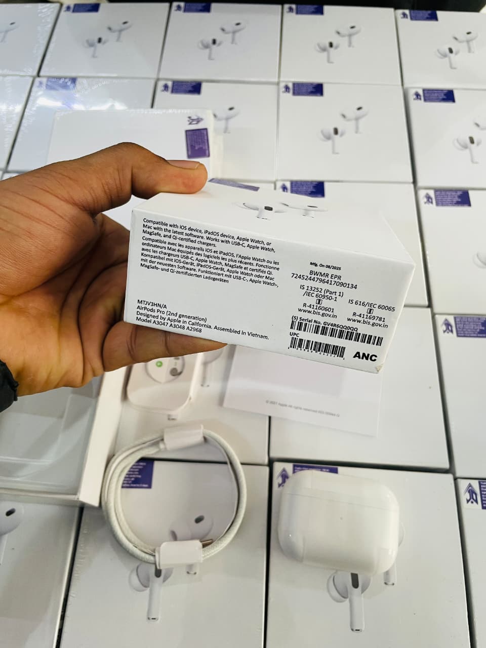 Apple Airpods Pro 2nd Gen TYPE-C (with Apple Care+ 2 years serial num.)