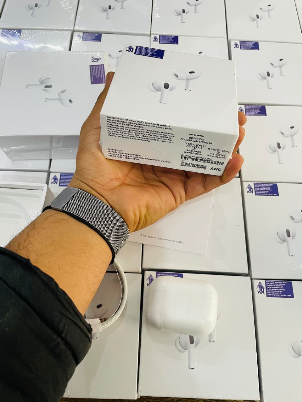 Apple Airpods Pro 2nd Gen TYPE-C (with Apple Care+ 2 years serial num.)