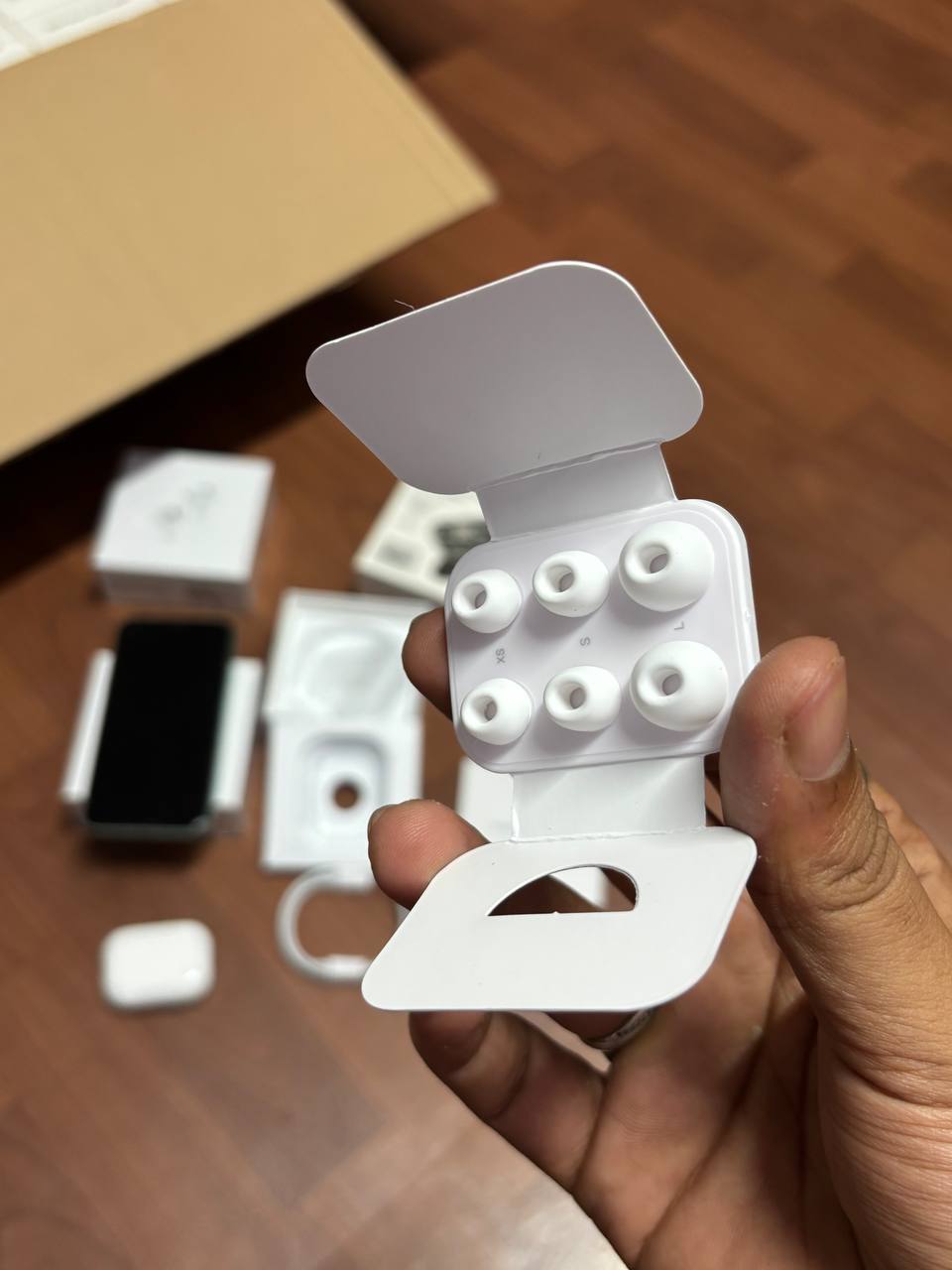 Apple Airpods Pro 2nd Gen TYPE-C (with Apple Care+ 2 years serial num.)